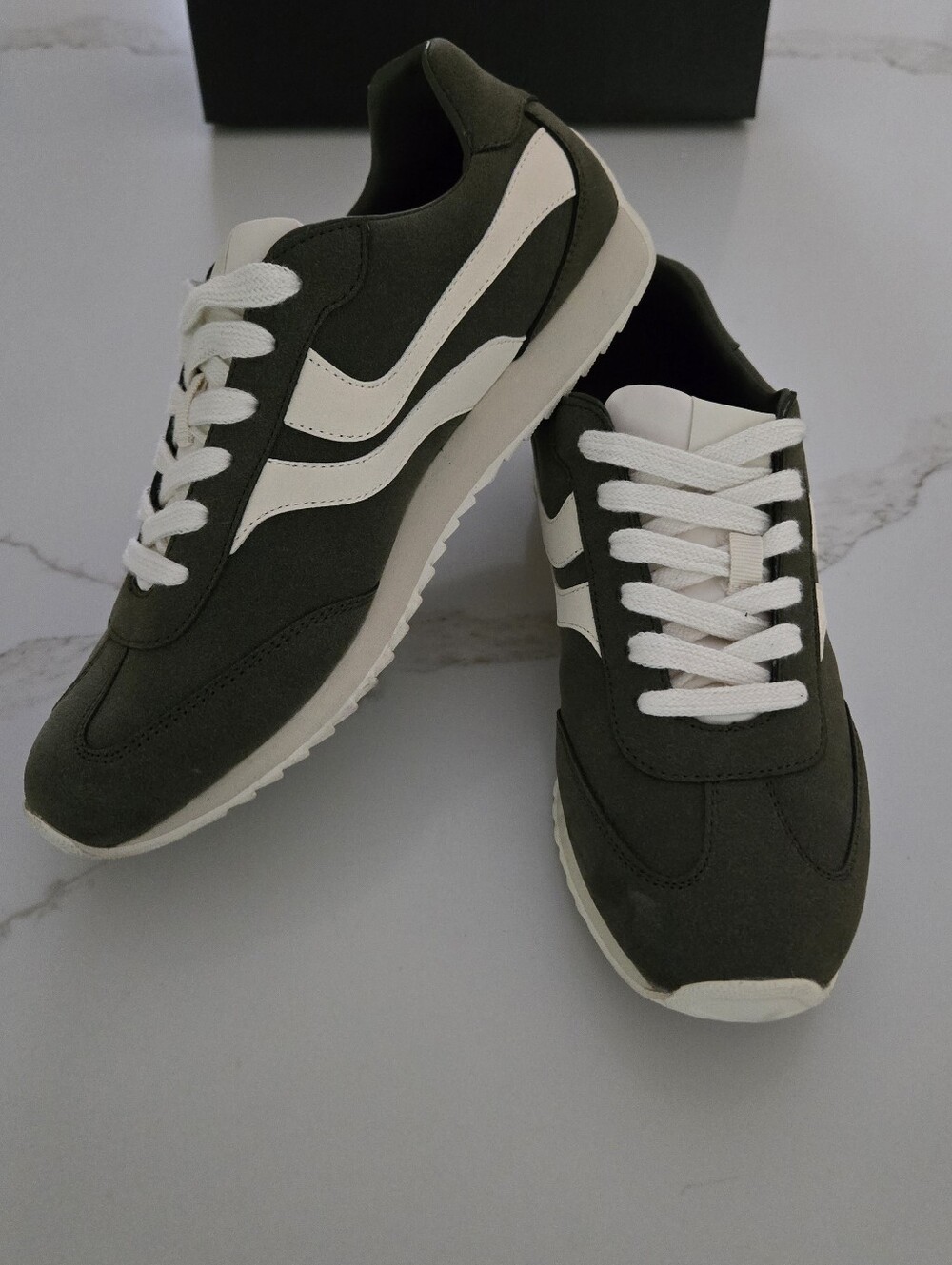 Banana Republic Vegan Leather Trainer Sneaker
